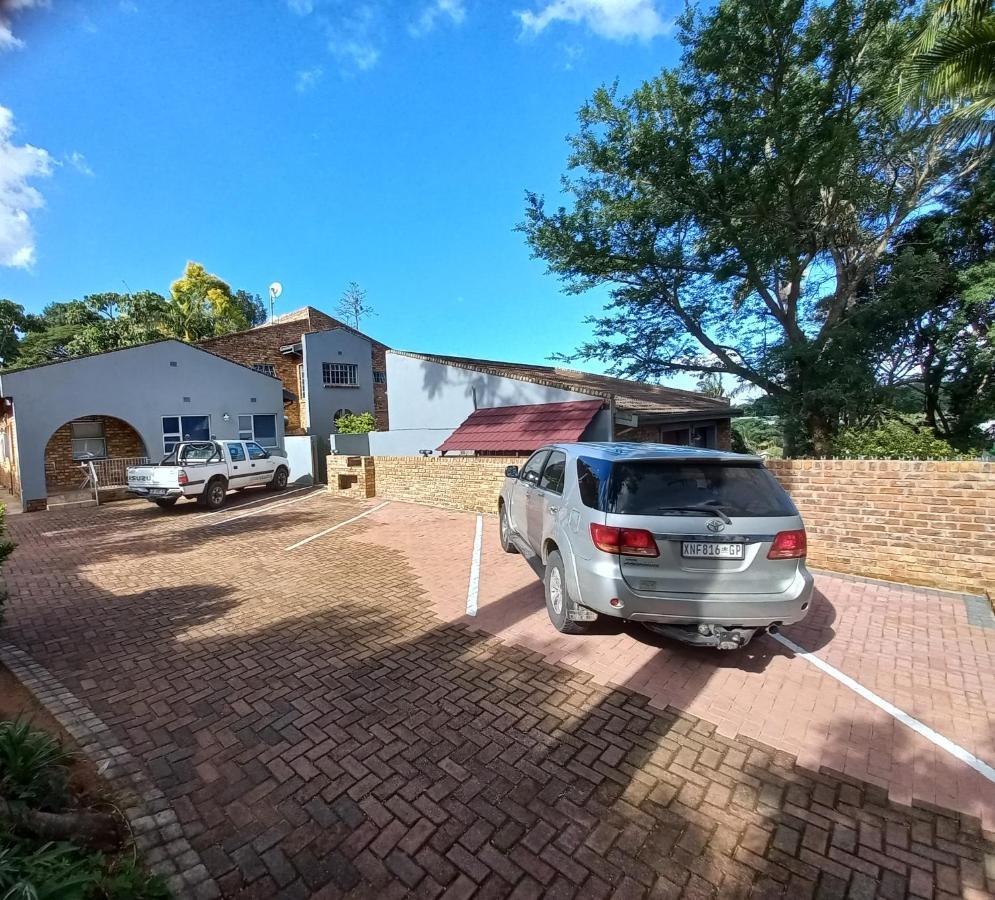 Kruger'S Guest House White River Exteriér fotografie
