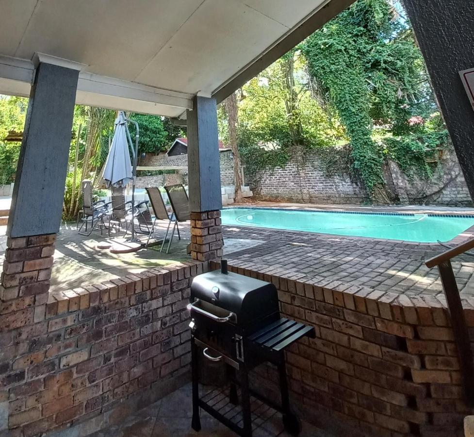 Kruger'S Guest House White River Exteriér fotografie